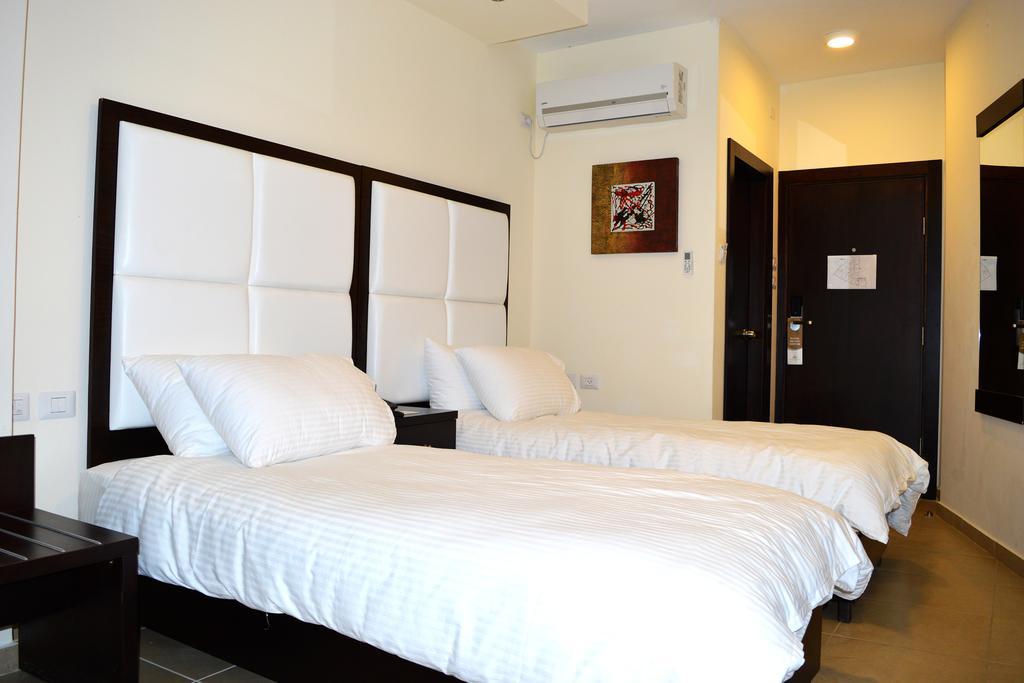 Taybeh Golden Hotel Ραμάλα Εξωτερικό φωτογραφία