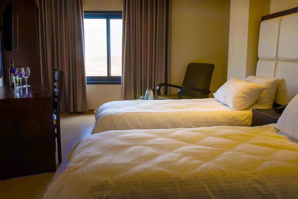 Taybeh Golden Hotel Ραμάλα Εξωτερικό φωτογραφία
